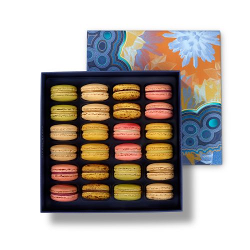 Coffret de 24 macarons | Pierre Hermé Paris